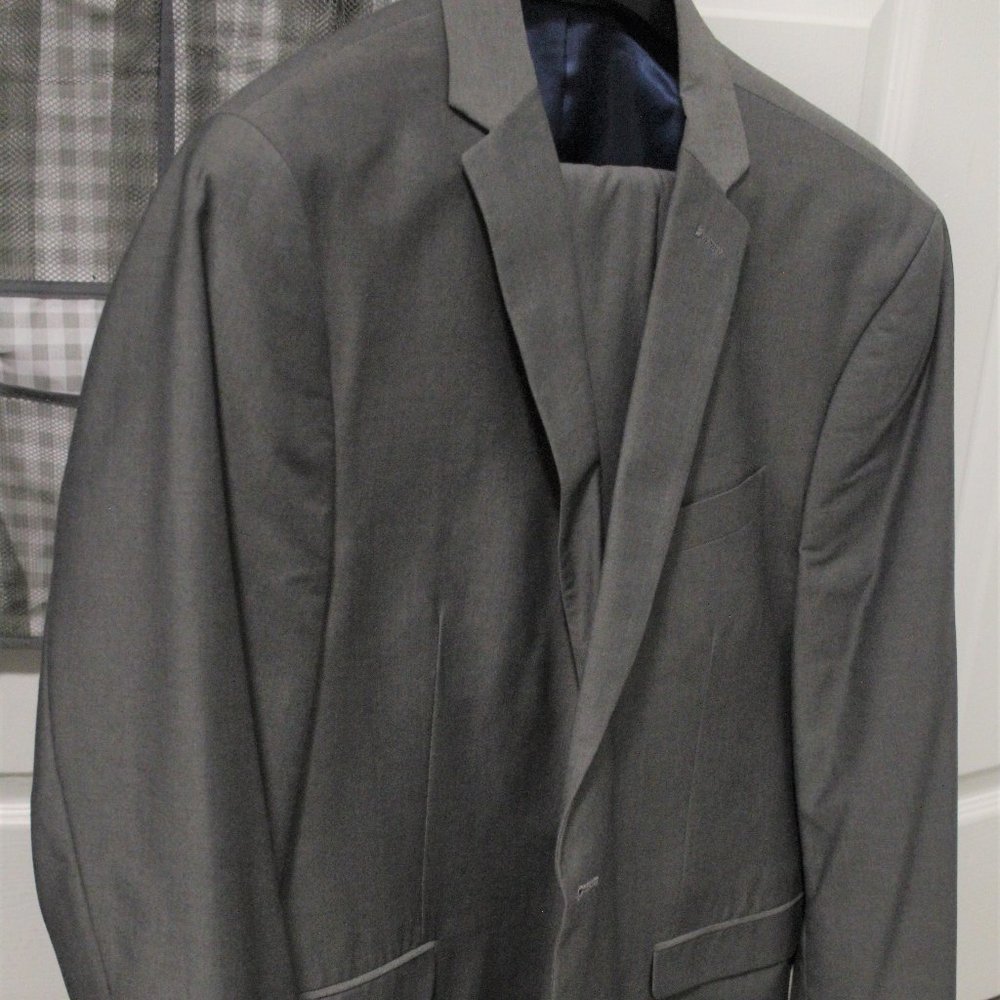 Suit